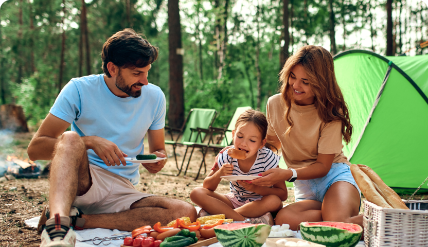 What to Pack for a Summer Romantic Picnic Date