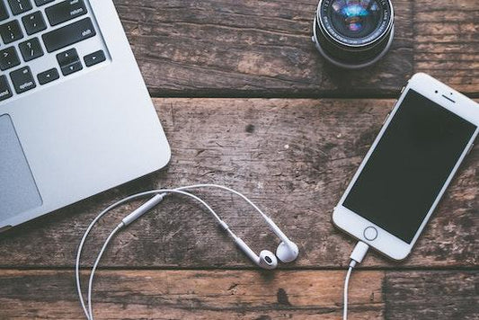 Anker's Cool iPhone Accessories - Complement iPhone's Functionality